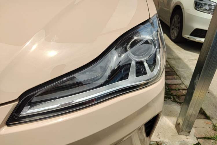 Used NETA AYA 2023 401 Lite Left Front Headlight