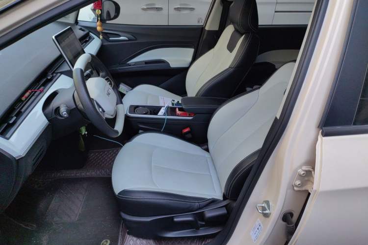 Used NETA AYA 2023 Revised Version 401 Lite Left Front Seat