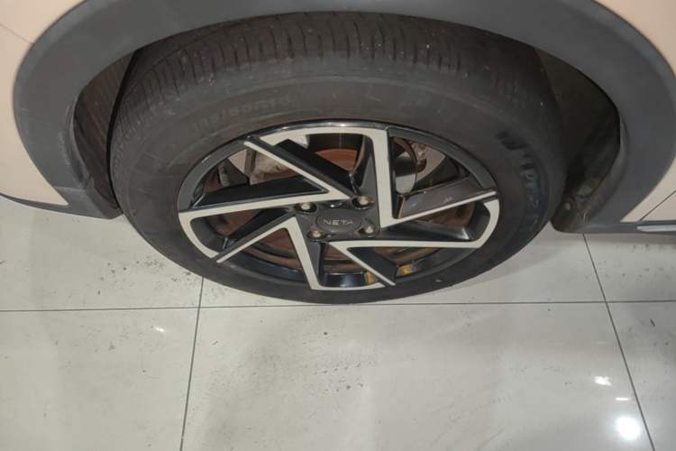 Used NETA AYA 2023 Revised Version 401 Lite Left Front Wheel Hub