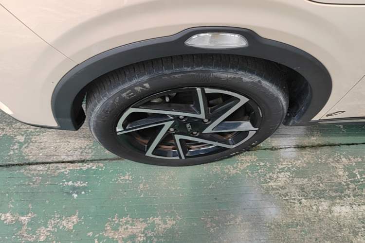 Used NETA AYA 2023 401 Lite Left Front Wheel Hub