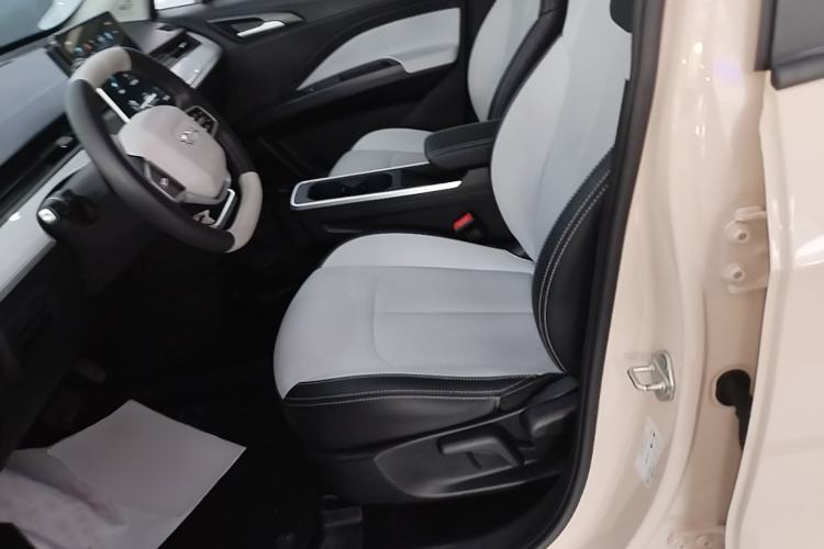 Used NETA AYA 2023 401 Left Rear Seat