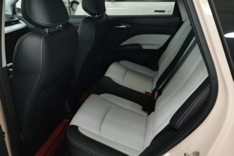 Used NETA AYA 2023 401 Left Rear Seat