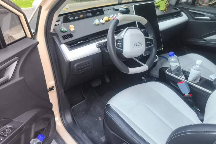 Used NETA AYA 2023 401 Lite Driver Seat
