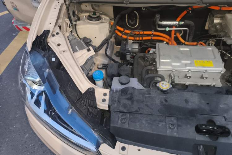 Used NETA AYA 2023 401 Lite Engine Bay Right