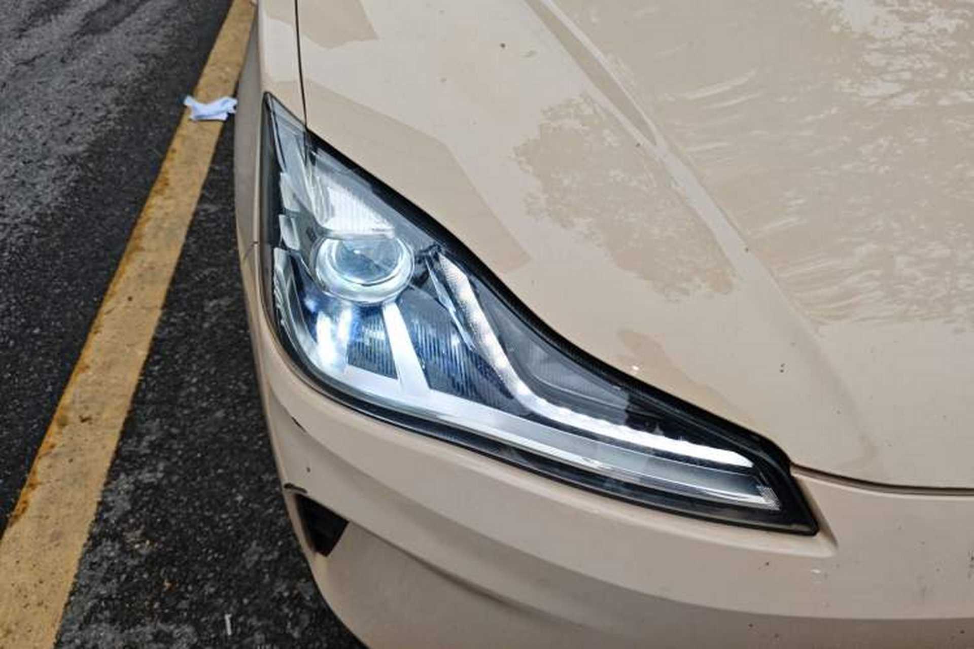 Used NETA AYA 2023 401 Right Front Headlight