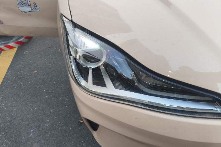 Used NETA AYA 2023 401 Lite Right Front Headlight