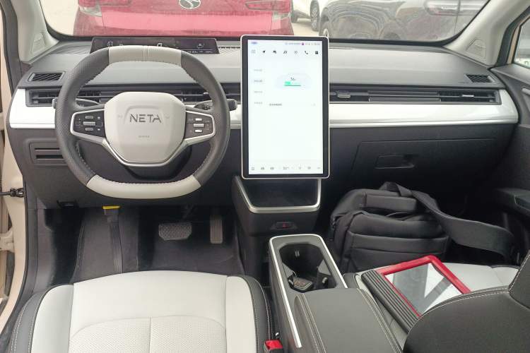 Used NETA AYA 2023 401 Center Console