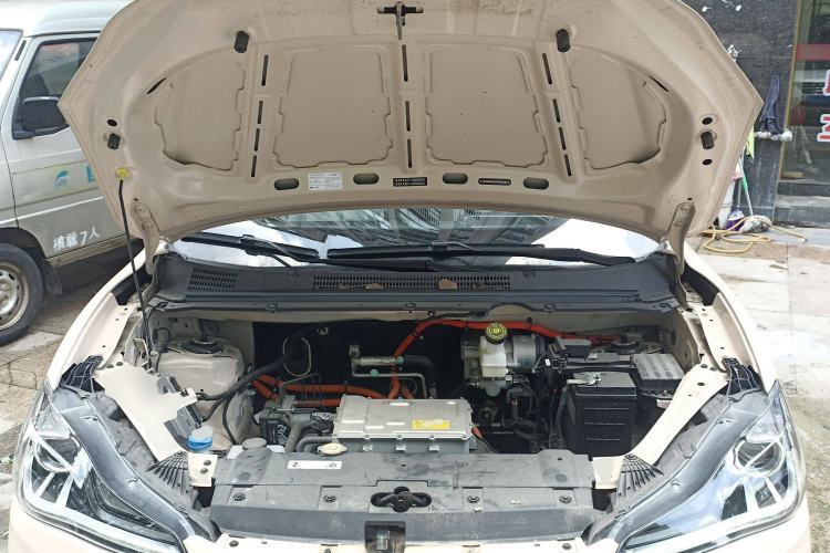 Used NETA AYA 2023 401 Engine Bay