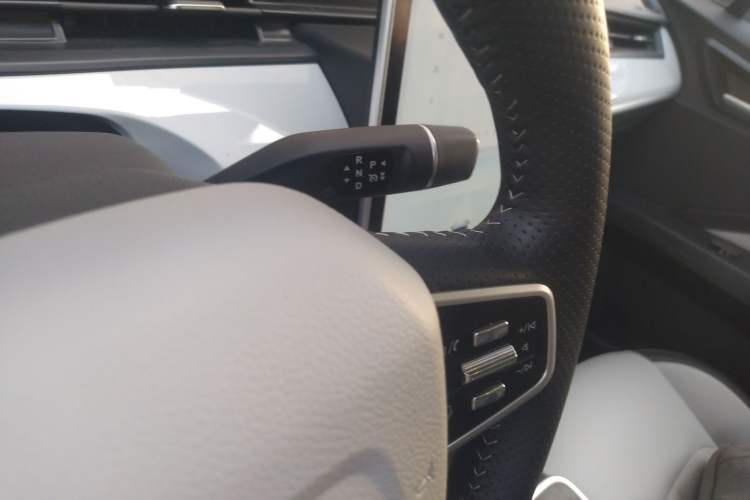 Used NETA AYA 2023 401 Gear Lever