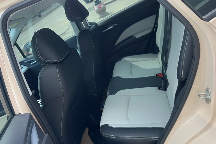 Used NETA AYA 2023 401 Interior 1