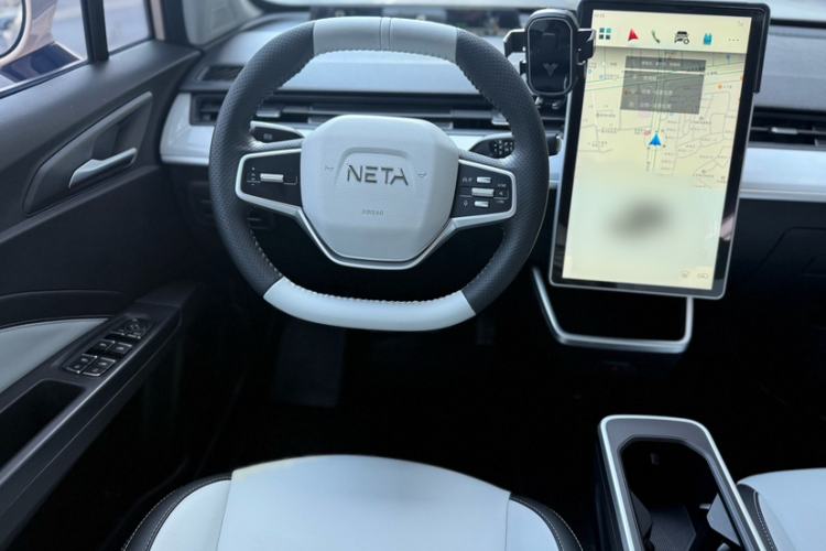 Used NETA AYA 2023 401 Lite Interior 2
