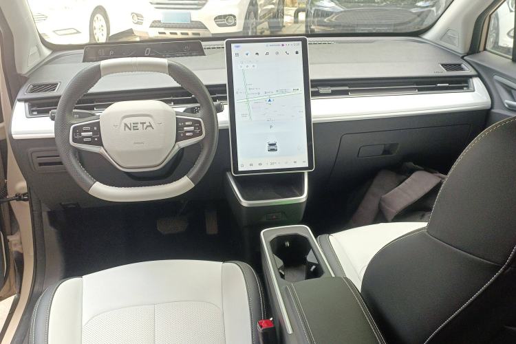 Used NETA AYA 2023 401 Interior 2