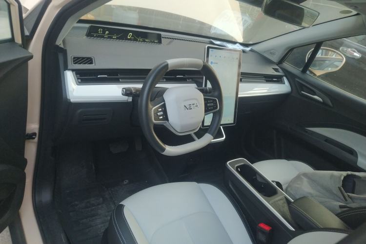 Used NETA AYA 2023 401 Interior 2