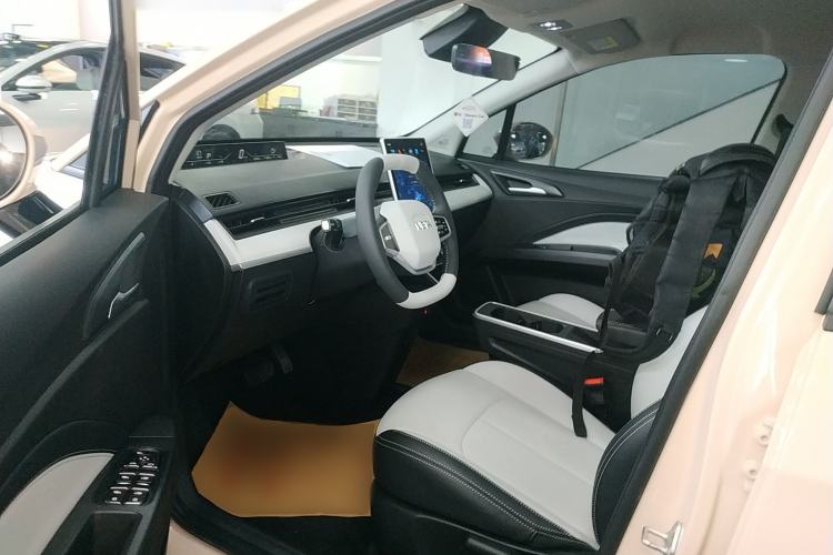 Used NETA AYA 2023 401 Lite Interior 3
