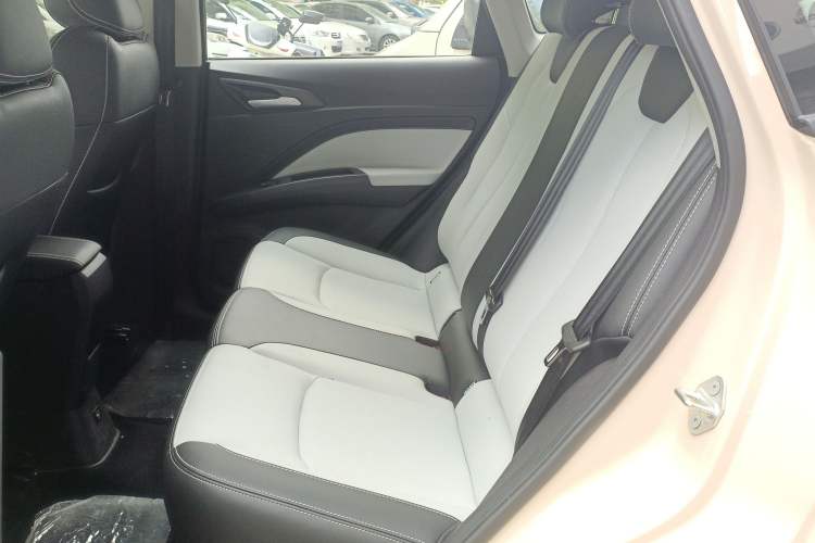 Used NETA AYA 2023 401 Interior 4
