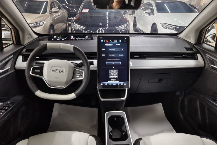 Used NETA AYA 2023 Revised Version 401 Lite Interior 5