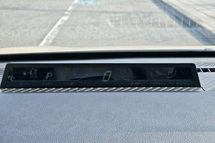 Used NETA AYA 2023 401 Lite Interior 6