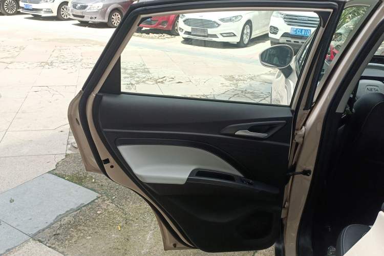 Used NETA AYA 2023 401 Interior 8