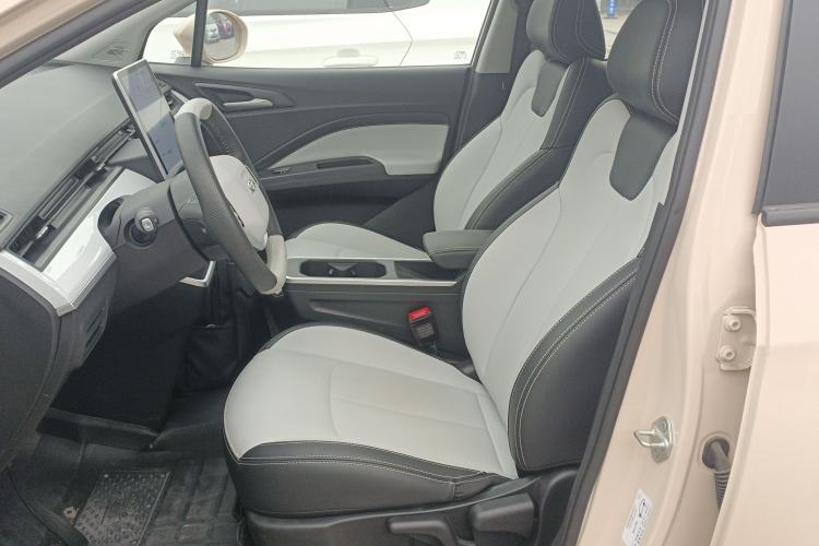Used NETA AYA 2023 401 Left Front Seat