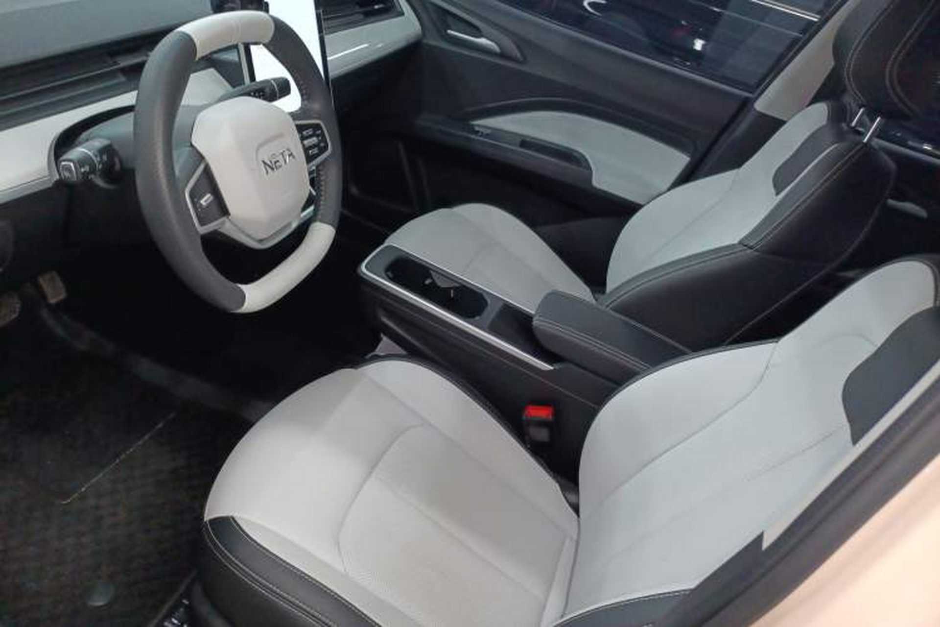Used NETA AYA 2023 401 Lite Left Front Seat