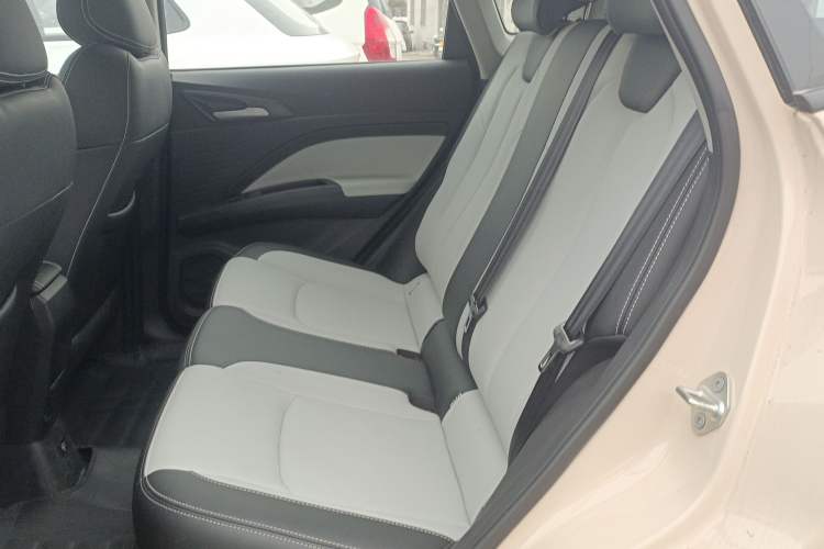 Used NETA AYA 2023 401 Left Rear Seat