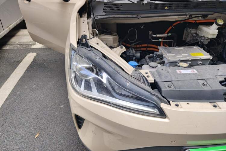 Used NETA AYA 2023 401 Right Front Headlight