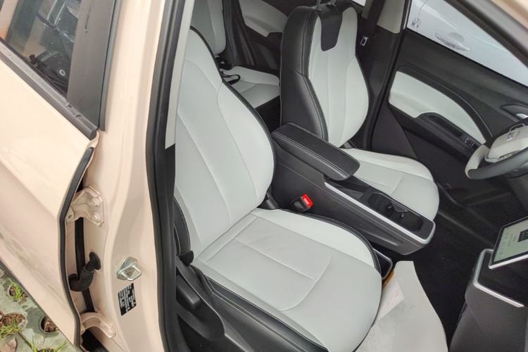 Used NETA AYA 2023 401 Lite Right Front Seat
