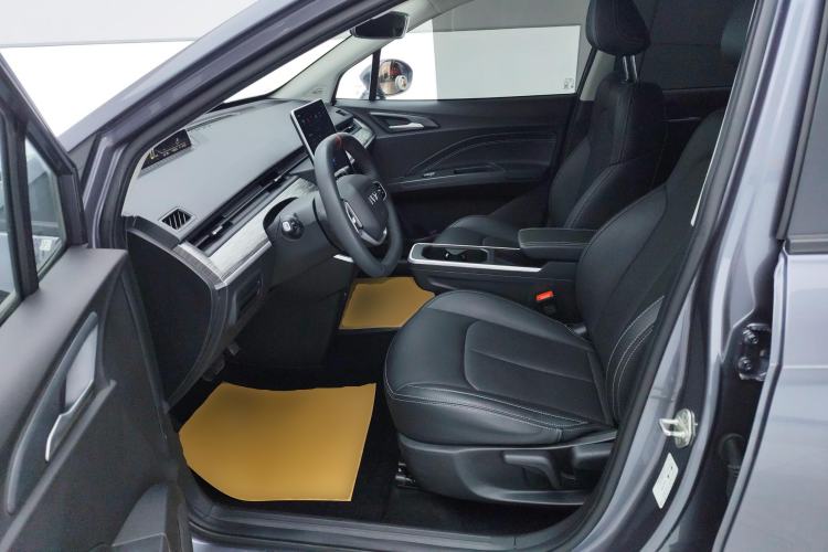 Used NETA AYA 2023 318 Lite Left Front Seat
