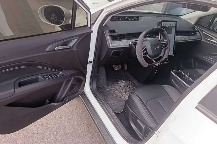 Used NETA AYA 2023 401 Driver Seat