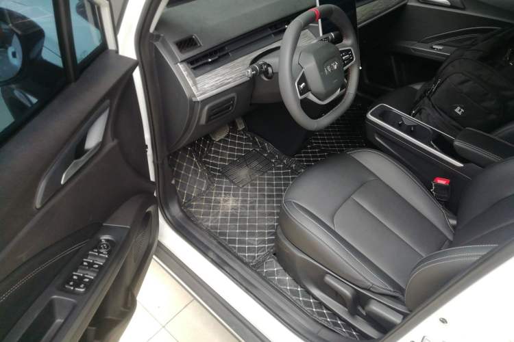Used NETA AYA 2023 401 Lite Driver Seat