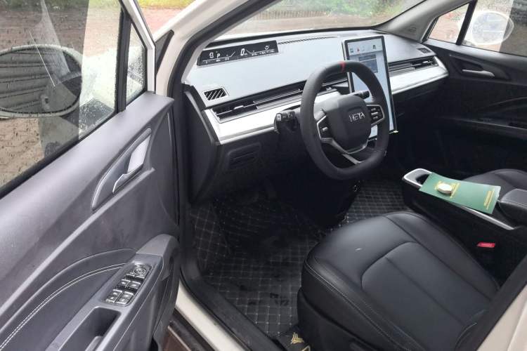 Used NETA AYA 2023 401 Lite Driver Seat