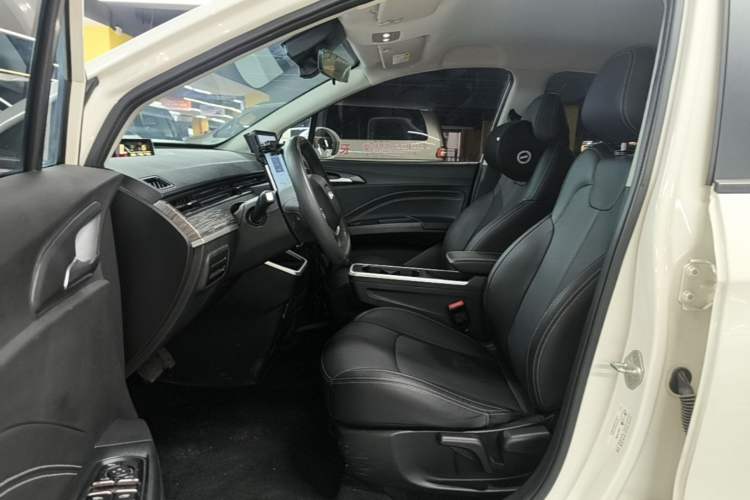 Used NETA AYA 2023 401 Lite Driver Seat