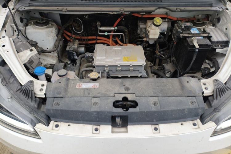 Used NETA AYA 2023 401 Engine Bay