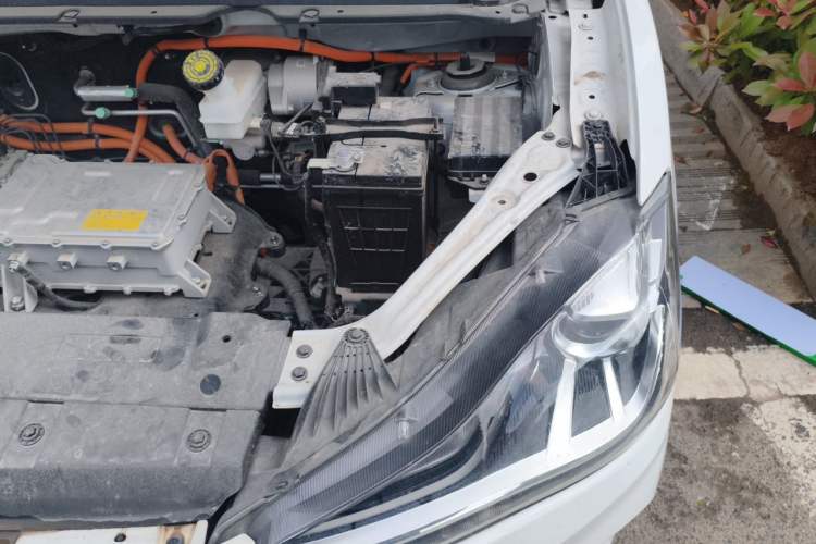 Used NETA AYA 2023 401 Engine Bay Left