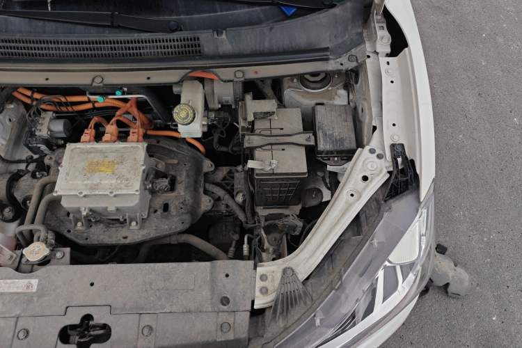 Used NETA AYA 2023 318 Lite Engine Bay Left
