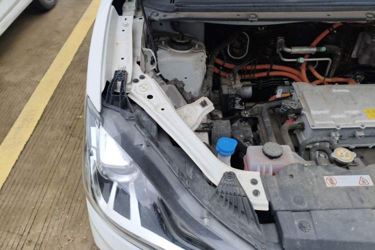Used NETA AYA 2023 401 Engine Bay Right