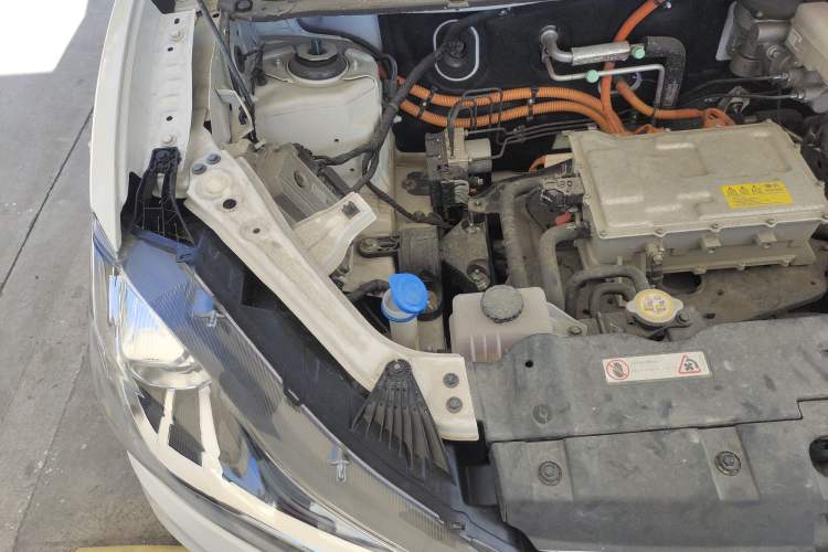 Used NETA AYA 2023 401 Lite Engine Bay Right