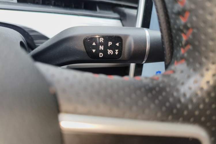 Used NETA AYA 2023 401 Gear Lever