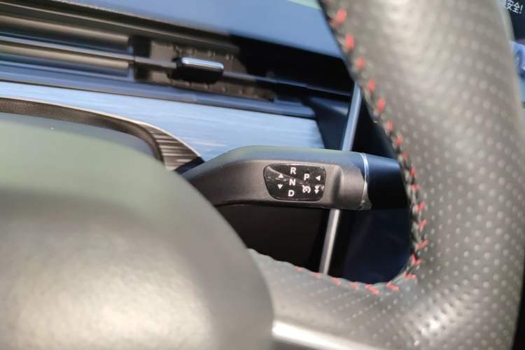 Used NETA AYA 2023 318 Lite Gear Lever
