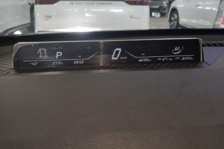 Used NETA AYA 2023 318 Instrument Cluster