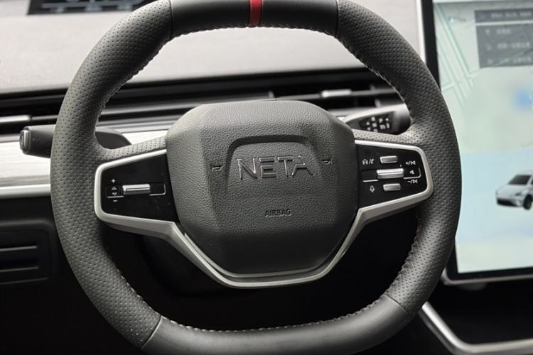 Used NETA AYA 2023 401 Lite Interior 1