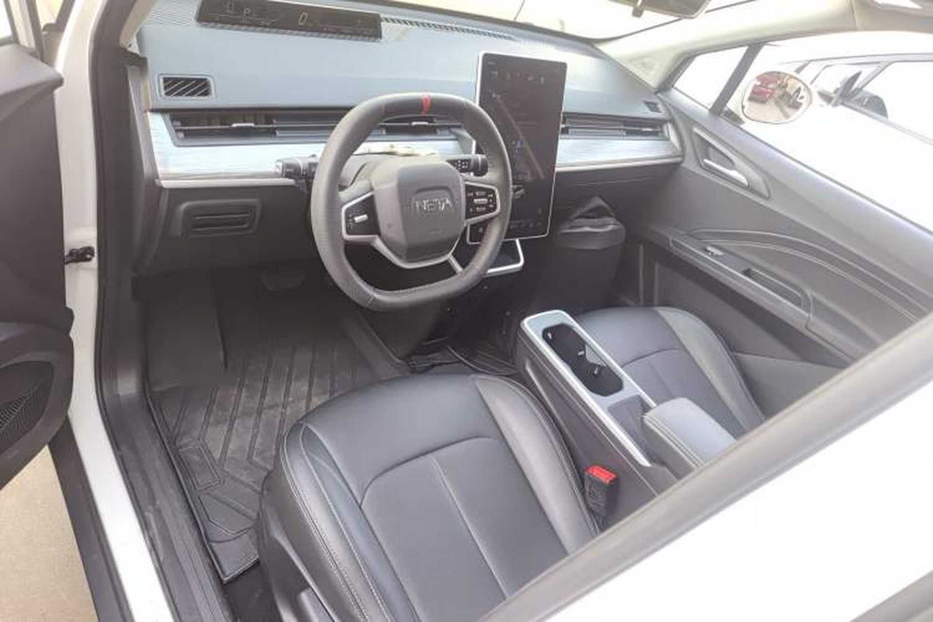 Used NETA AYA 2023 Revised Version 401 Lite Interior 2