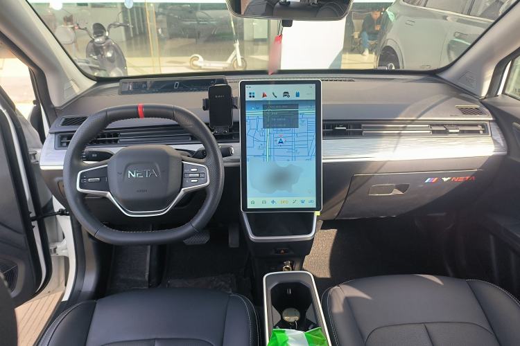 Used NETA AYA 2023 401 Lite Interior 2