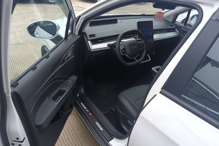 Used NETA AYA 2023 401 Lite Interior 3