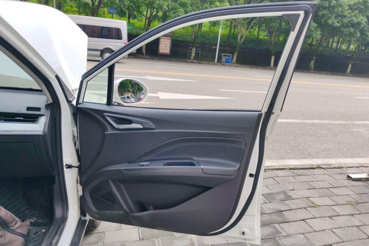 Used NETA AYA 2023 401 Interior 5