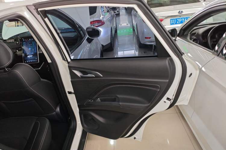 Used NETA AYA 2023 Revised Version 401 Lite Interior 6