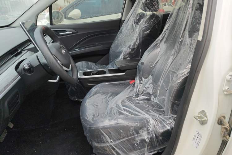 Used NETA AYA 2023 401 Left Front Seat