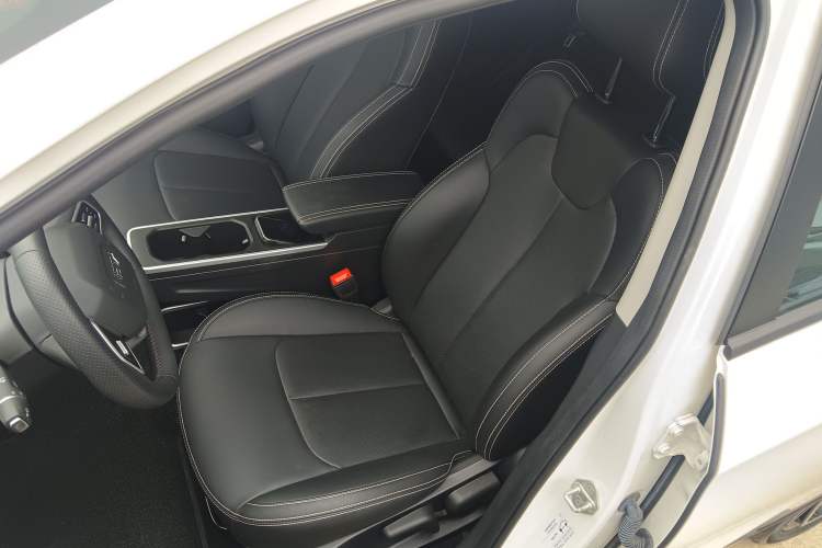 Used NETA AYA 2023 401 Lite Left Front Seat