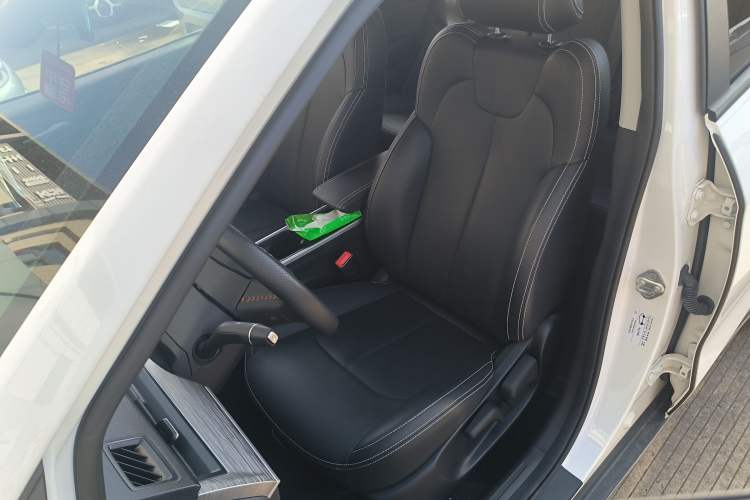 Used NETA AYA 2023 401 Lite Left Front Seat