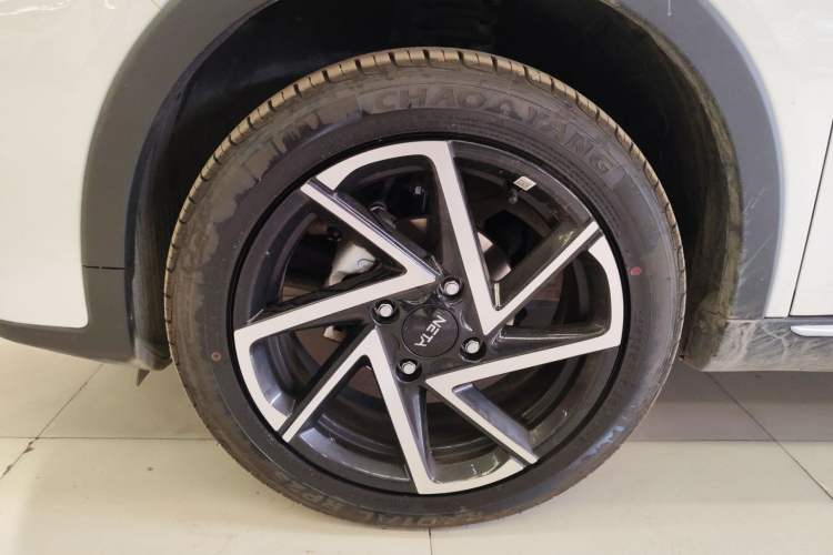 Used NETA AYA 2023 Revised Version 401 Lite Left Front Wheel Hub